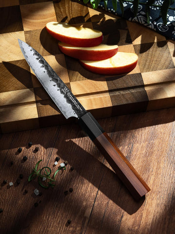 FAMCÜTE professional kitchen tool ready for precise fruit and vegetable prep.