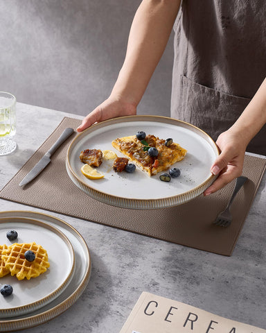 Famiware Star plate shows scratch-resistant glaze in cappuccino white.