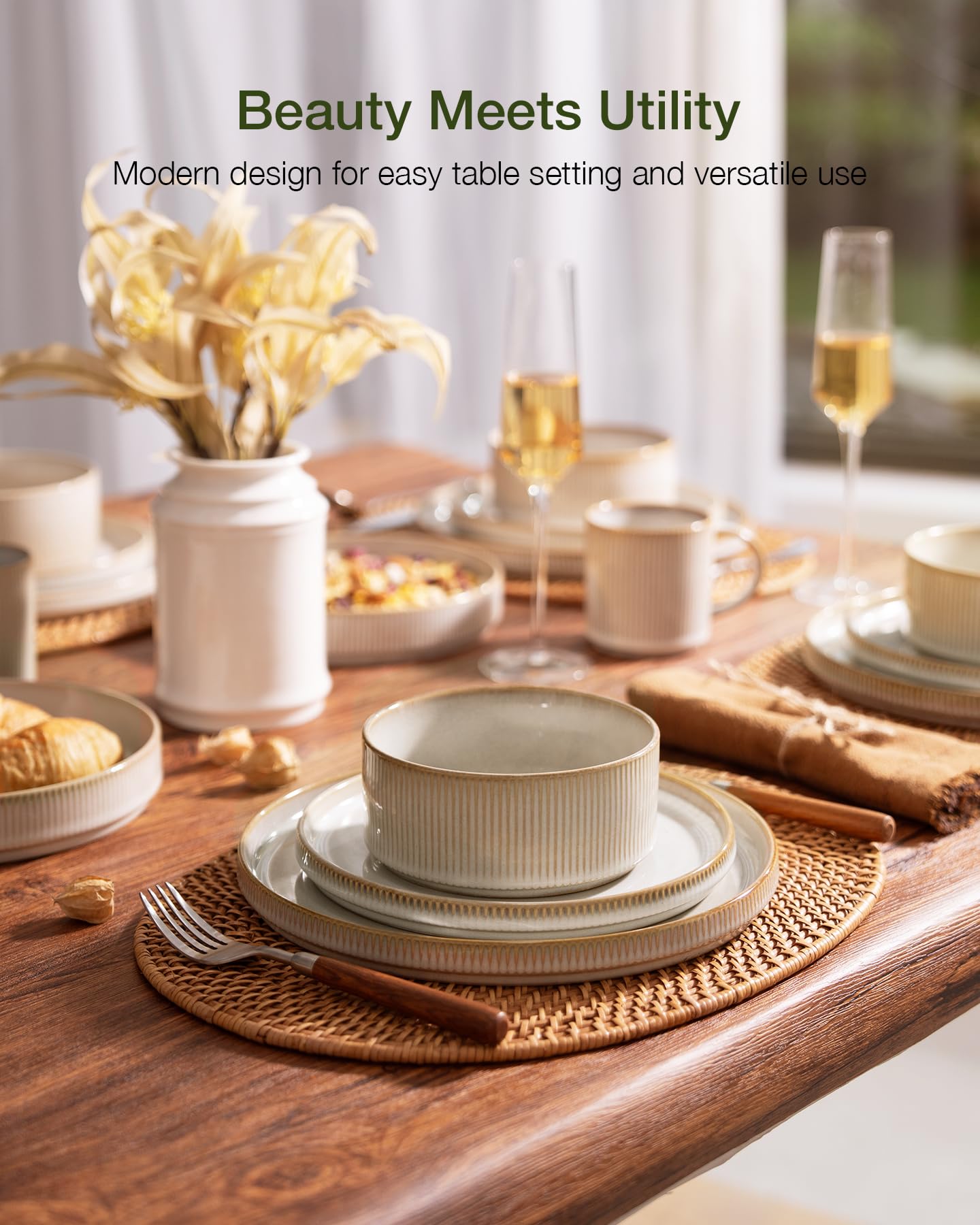 Famiware Star 10in dinner plate with ribbed edge for everyday meals.