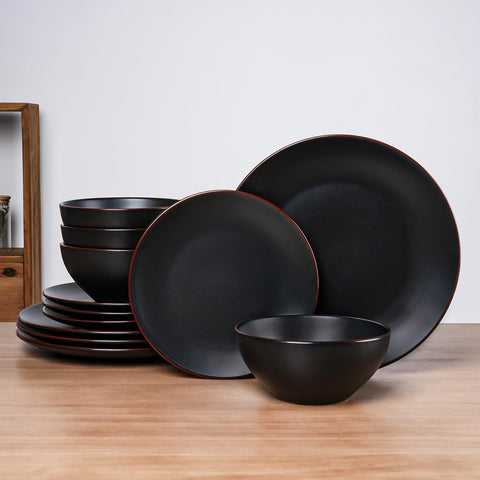 Famiware Venus plates and bowls set for everyday meals with a modern matte black look.