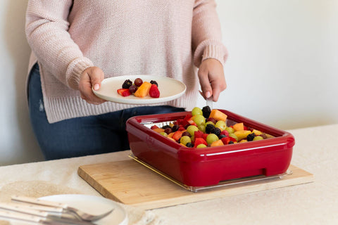 Fancy Panz lid-open view shows easy access to hot or cold dishes.