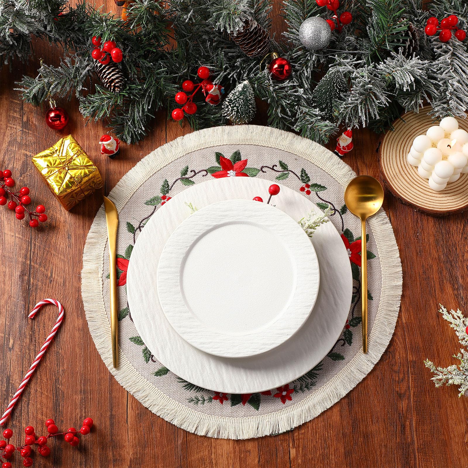 Fanfanwin embroidered poinsettia pattern enhances holiday dining ambiance.