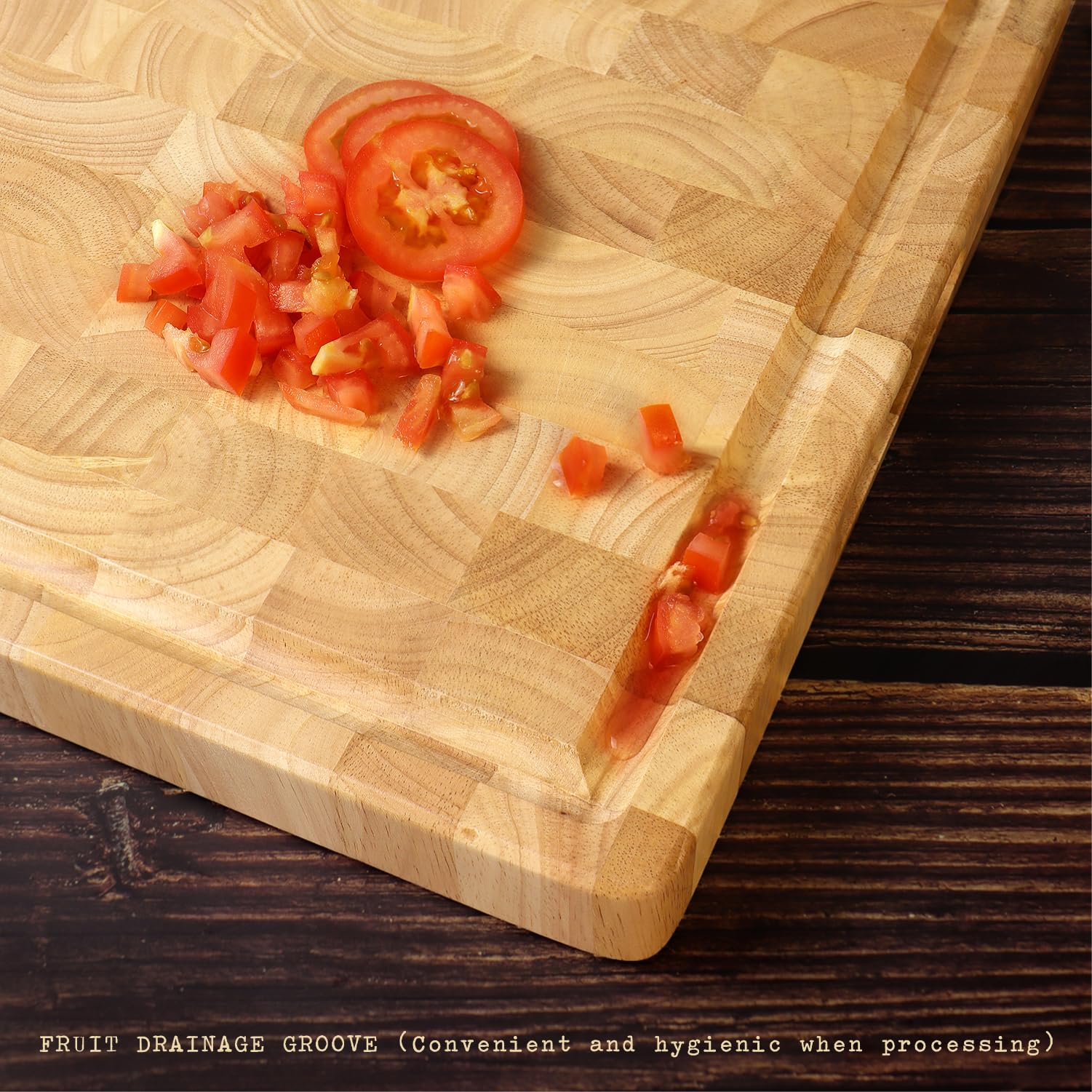 Natural wood variations on the FANICHI end grain cutting board.