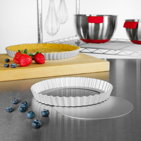 PFT-8 in use demonstrates versatile tart and quiche baking.