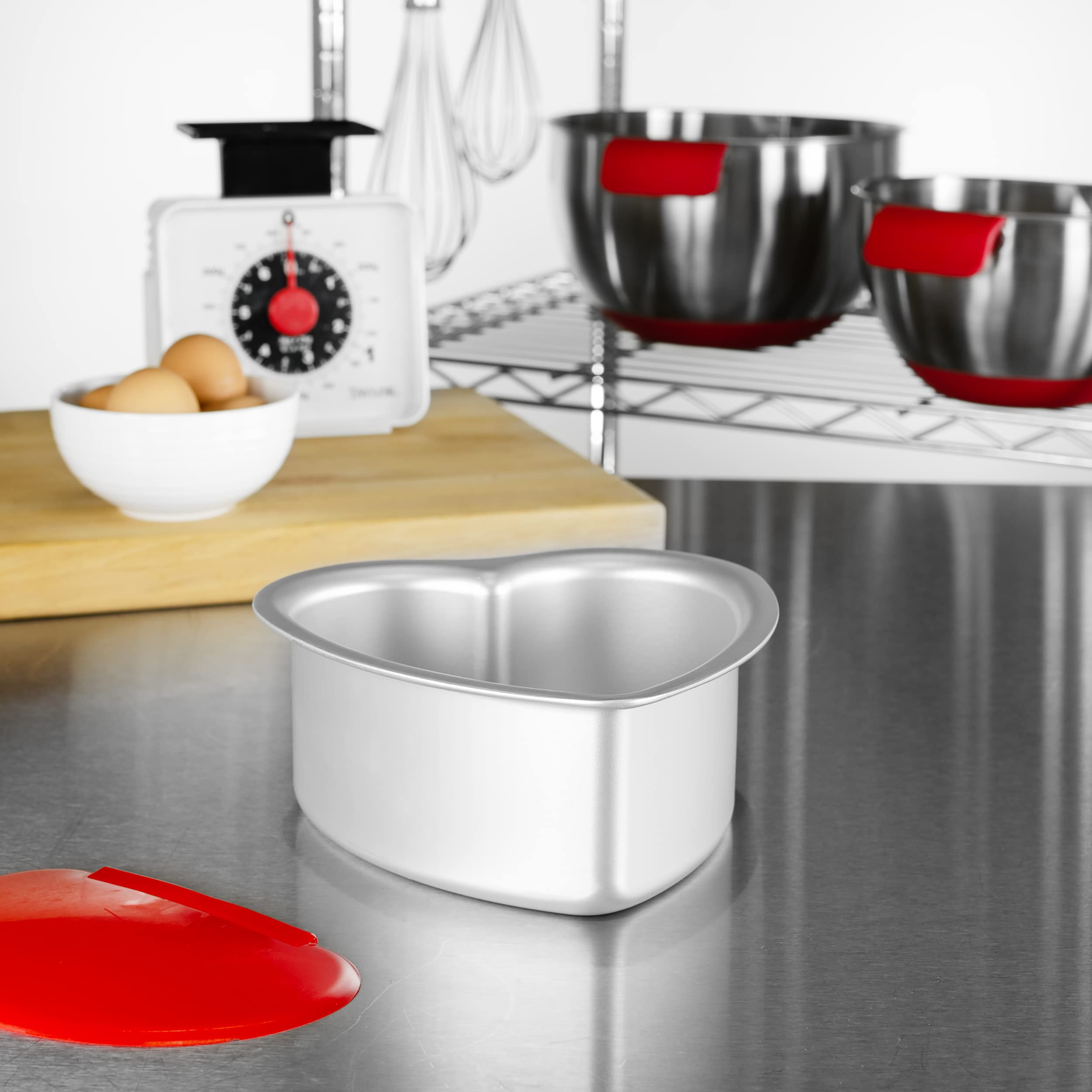 Fat Daddio's PHT-63 pan fits pressure cookers and air fryers for flexible recipes