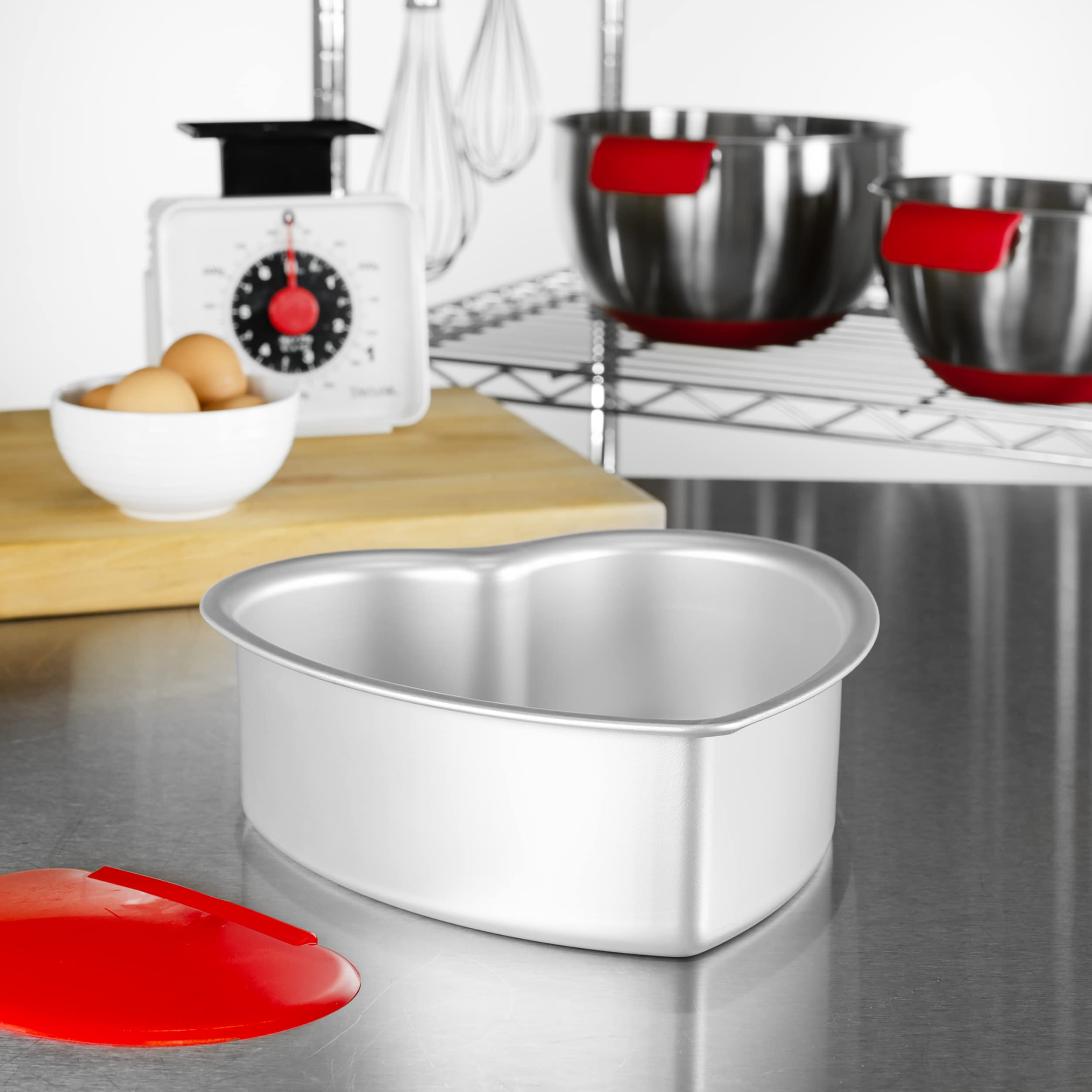 Fat Daddio's PHT-83 heart pan easy-release surface