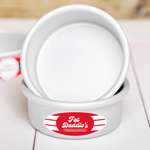 Fat Daddio's PRD-83SET pans with a solid bottom for reliable baking performance.