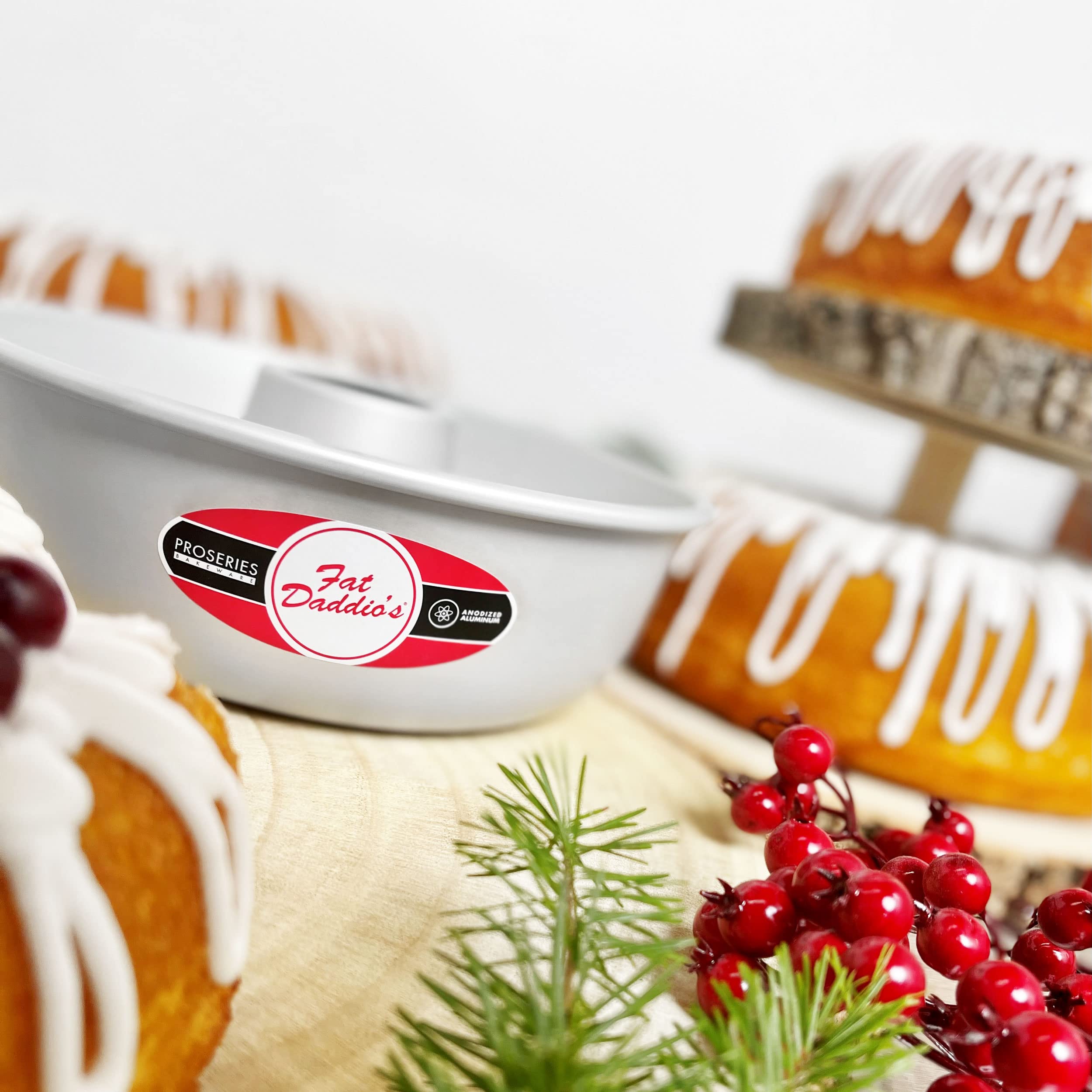Fat Daddio's RMP-9 pan edge detail emphasizes easy-release surface for cleanup.