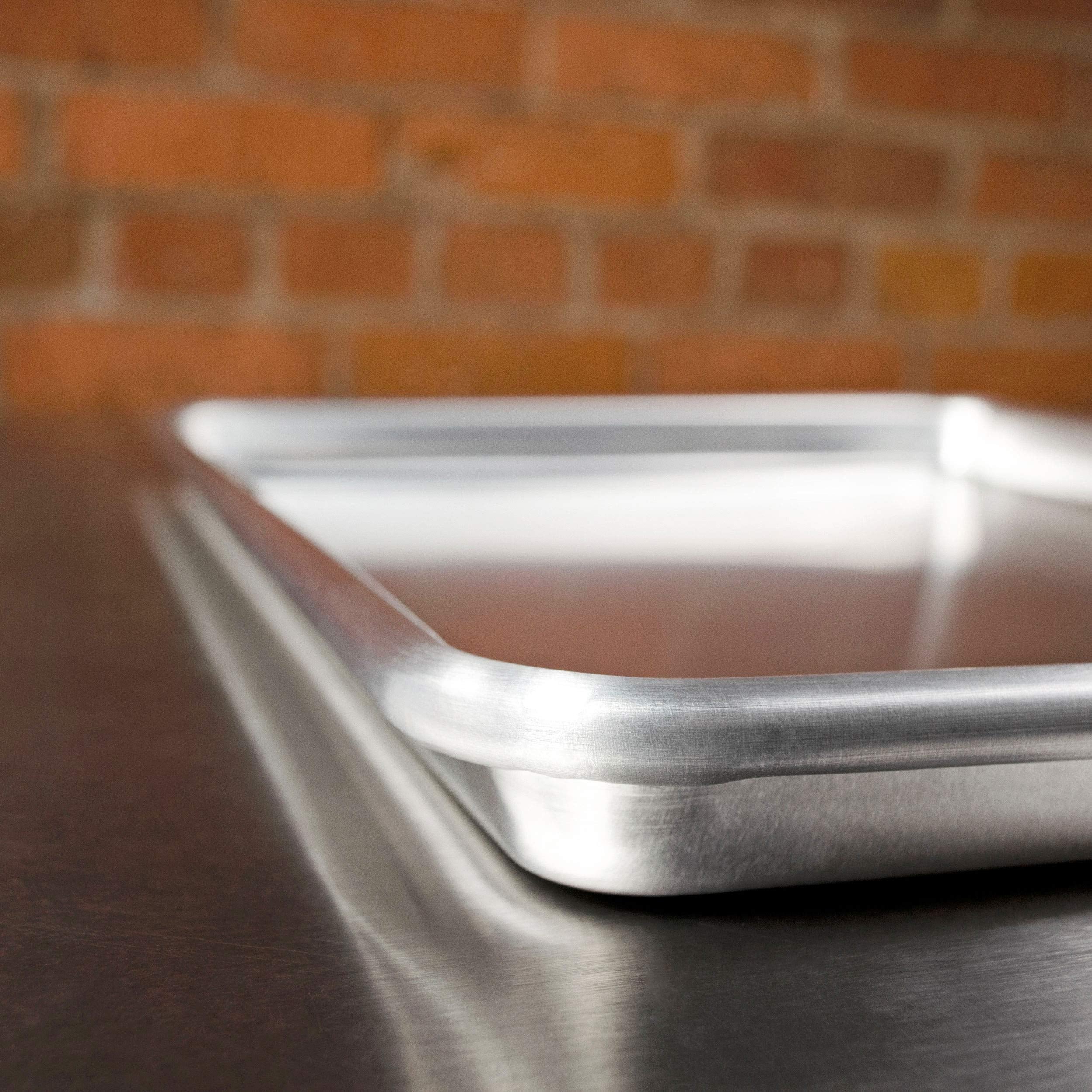 Wings arranged in Fat Daddio's SP-QTR pan emphasize practical restaurant-ready capacity.