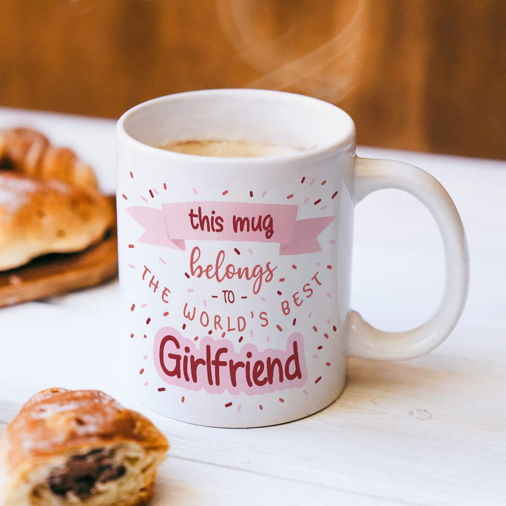 Fatbaby mug close-up reveals gold print and durable finish.