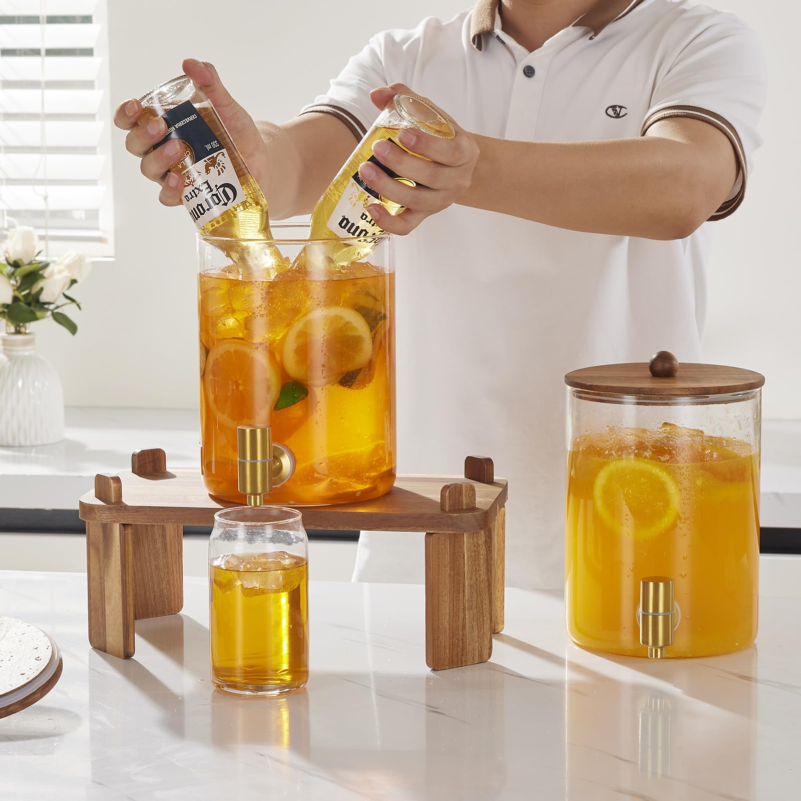 FavorFlavor ideal for lemonade juice and sun tea at weddings or backyard gatherings.