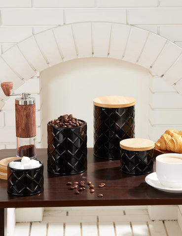 FavorFlavor XL flour storage jar demonstrating large capacity for bulk ingredients.