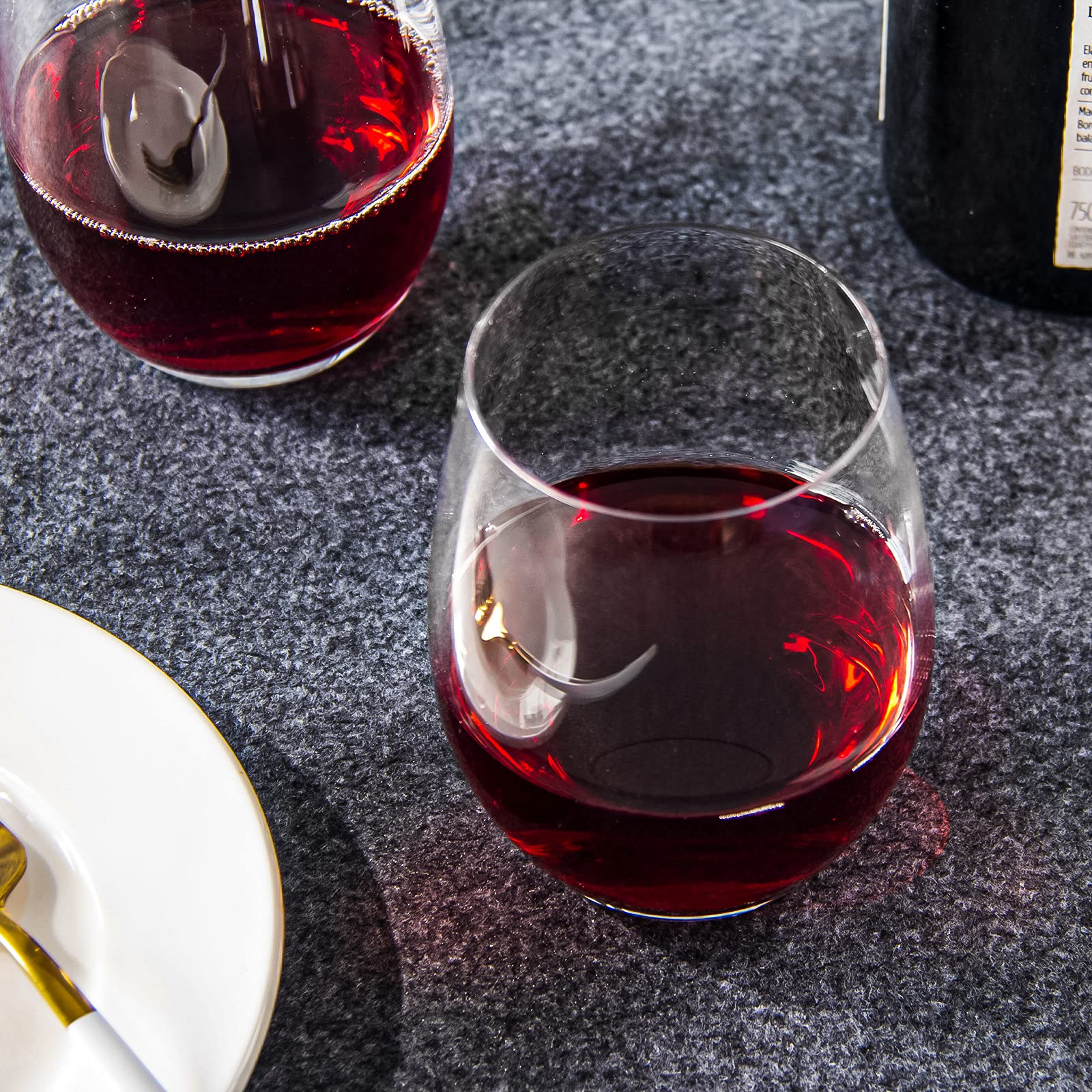 FAWLES elegant stemless glasses offer comfortable hand feel and balance.