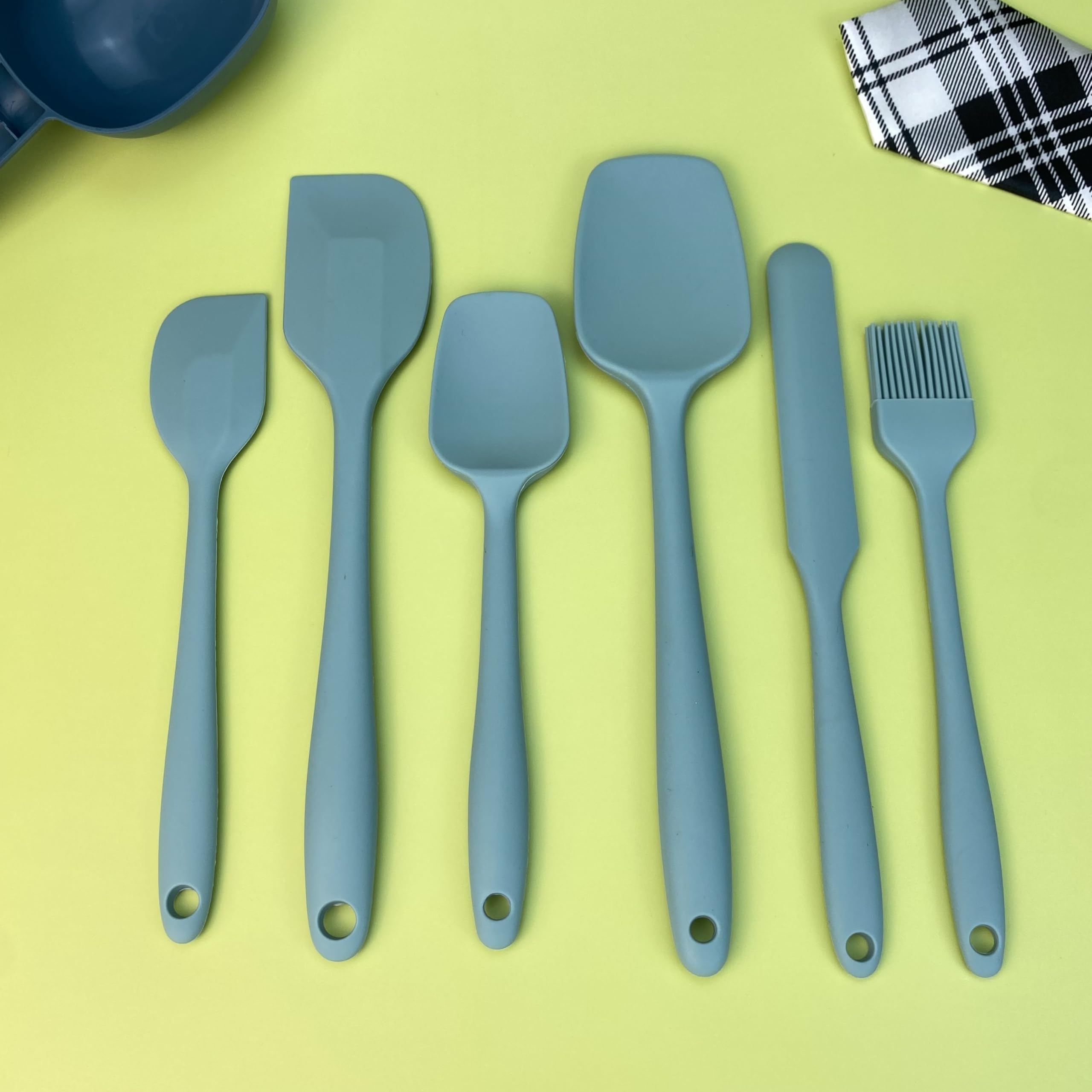 FCAIBEAR mint-green bakeware color adds style to a busy kitchen