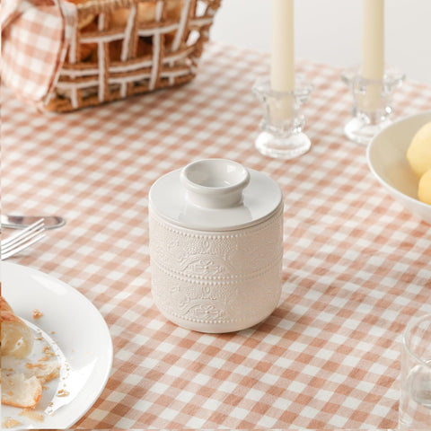 FE FUN ELEMENTS Butter Crock enhances breakfasts with easy spreads.