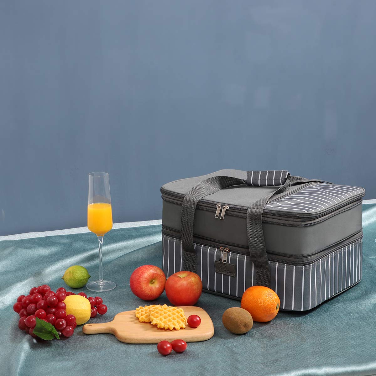 FE FUN ELEMENTS leak-proof liner close-up for mess protection
