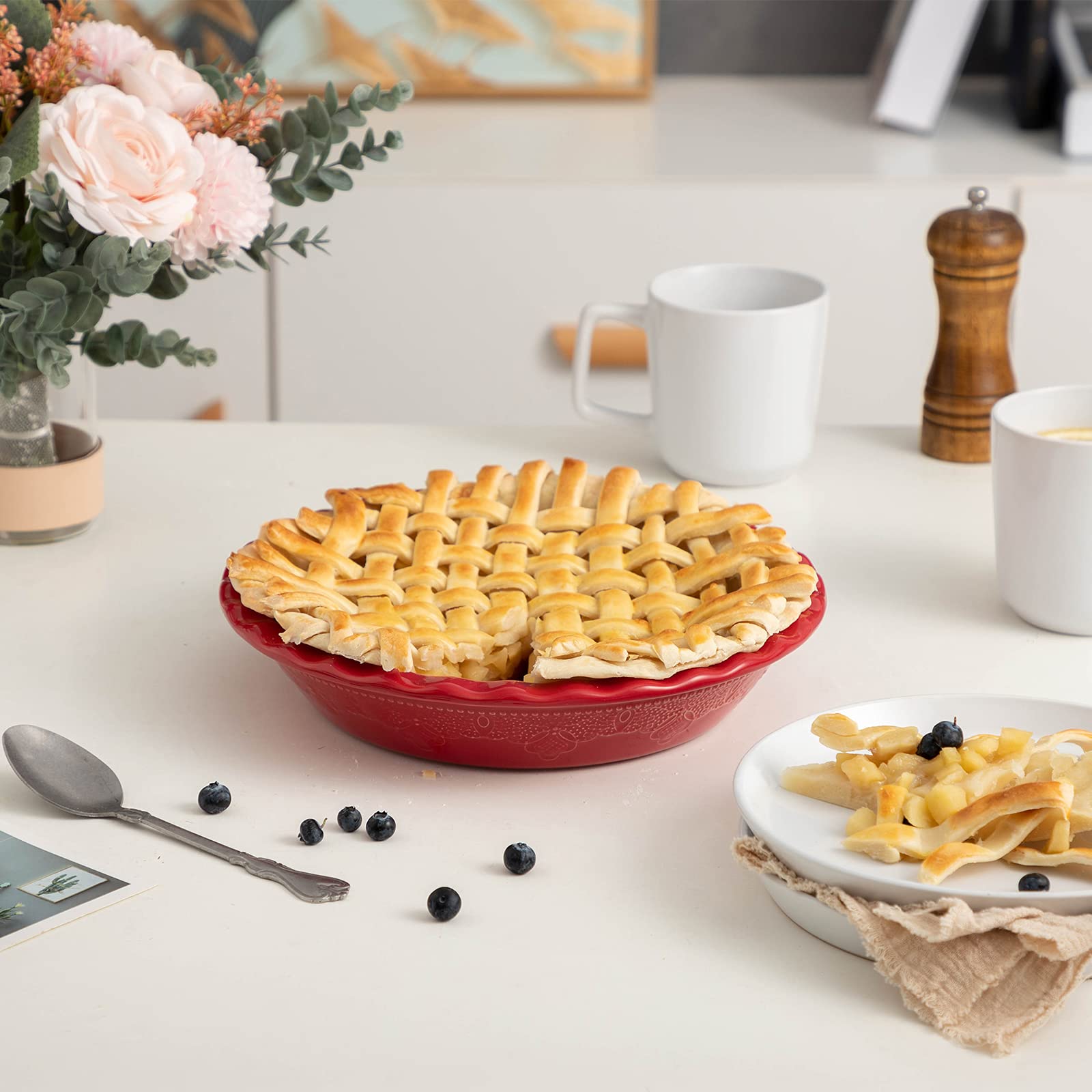Deep-dish ceramic pie pan by FE Fun Elements ready for even baking and ample fillings
