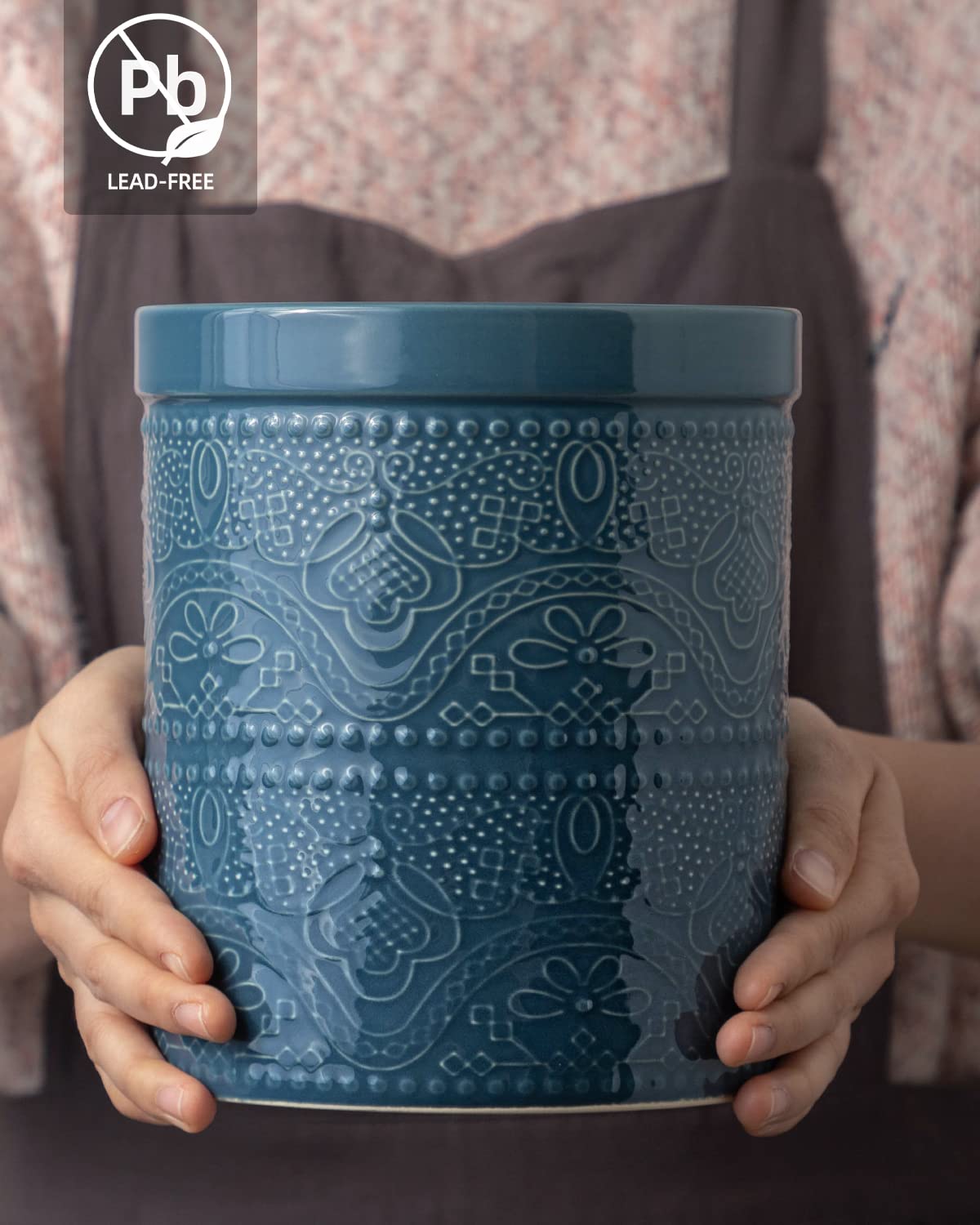 FE FUN ELEMENTS lace-emboss ceramic holder adds vintage farmhouse charm to the kitchen