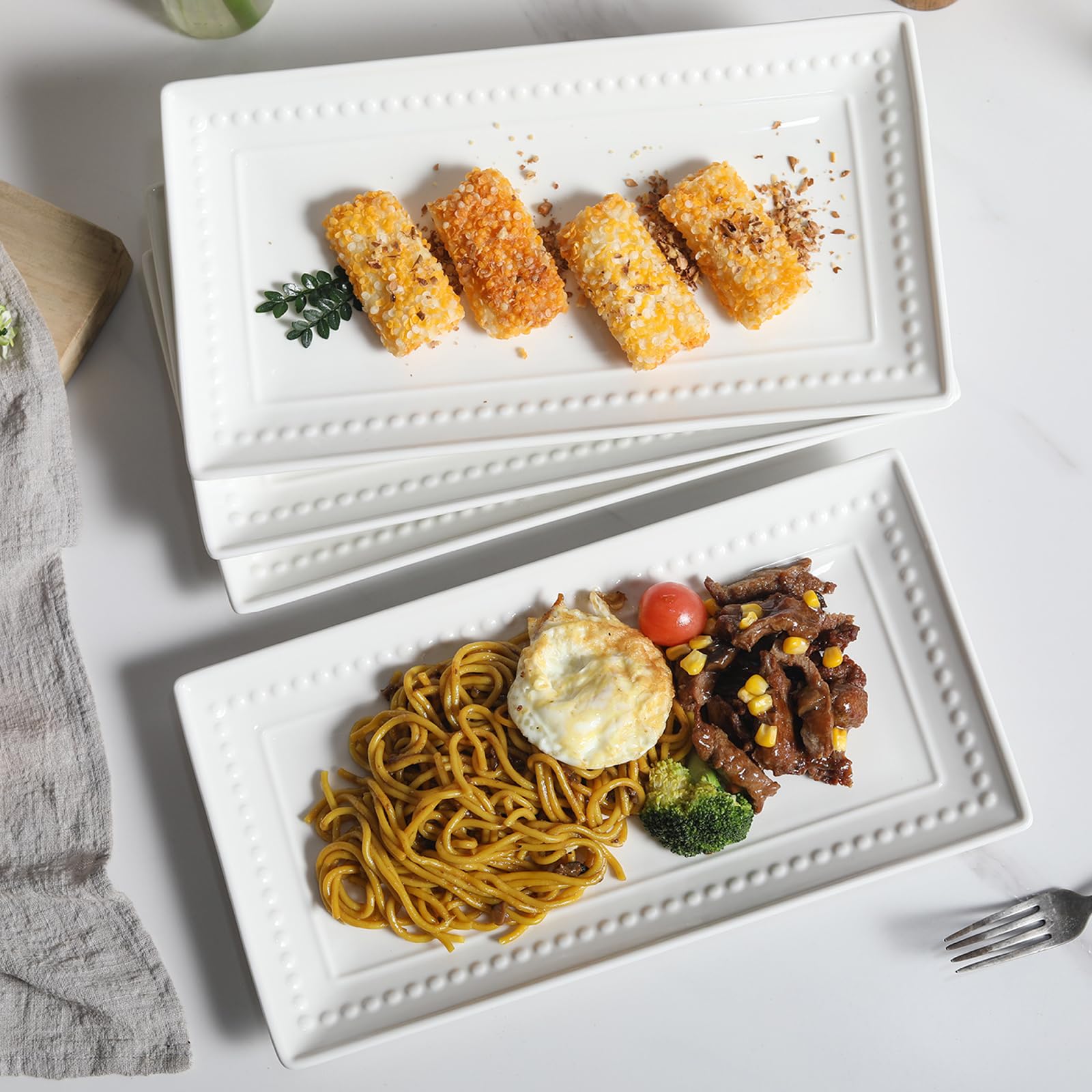 Feenmai 14-inch platters handle roasts and desserts with ease.