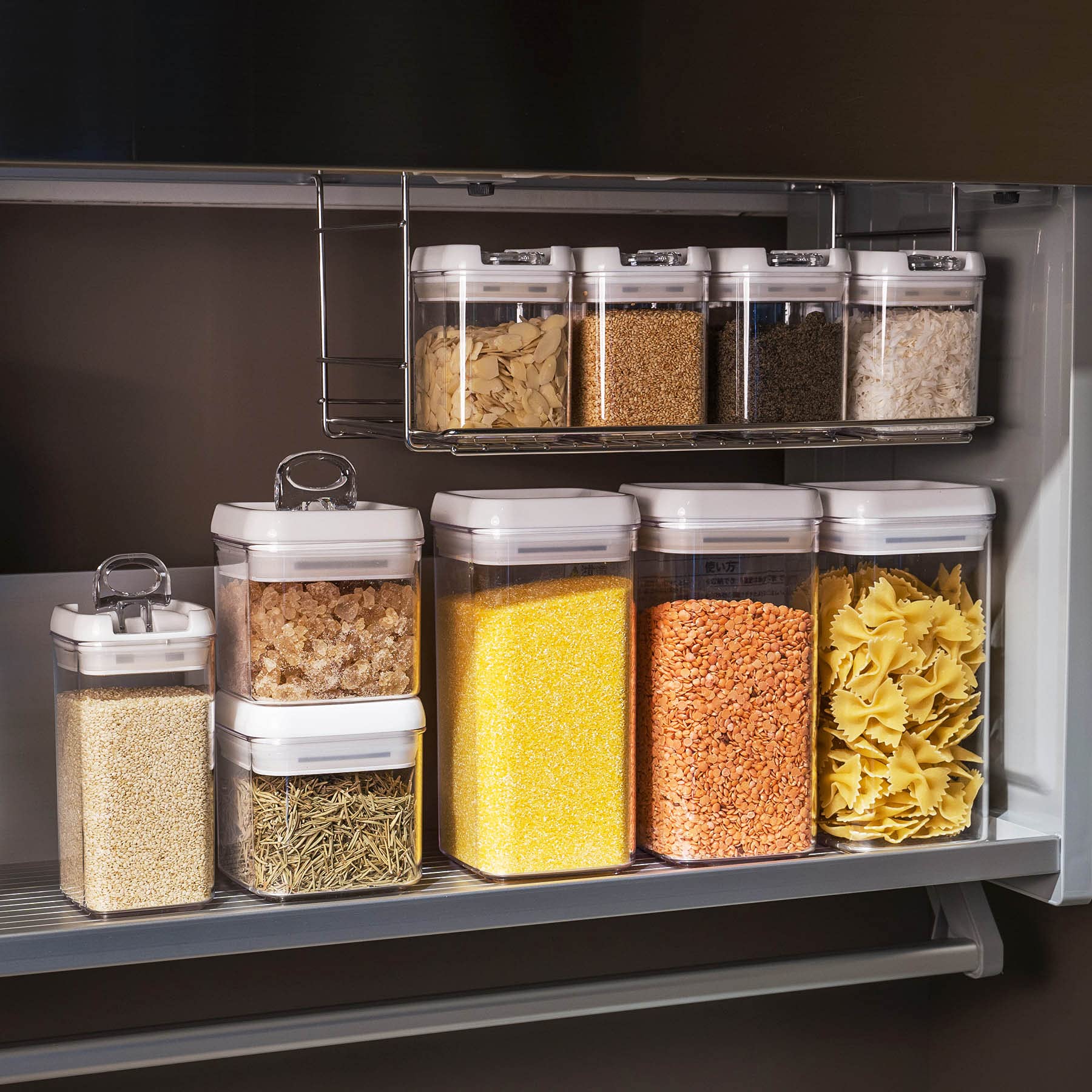 Felli Flip Tite fridge/freezer safe design supports versatile storage.