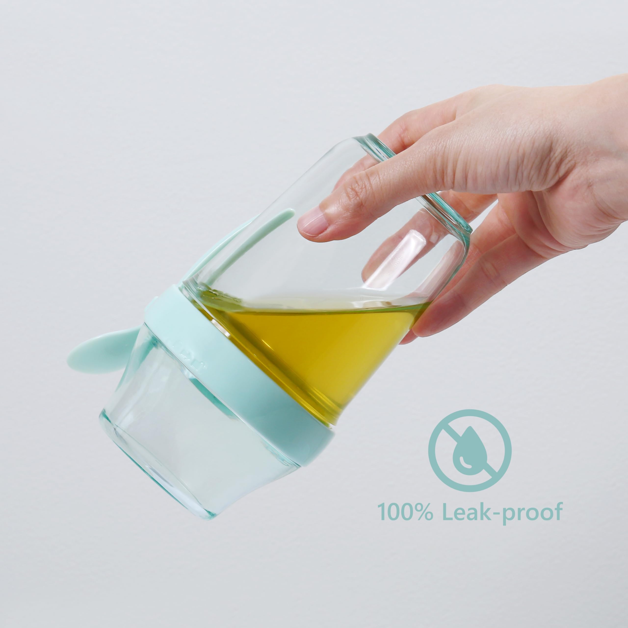 Felli On the Go yogurt jar with clip-spoon, your spoon ready and secure.