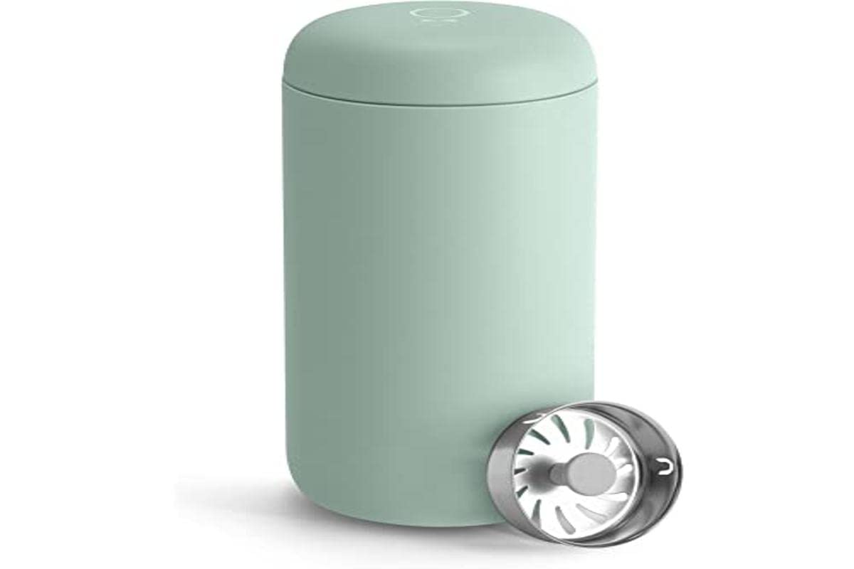 Fellow Carter Move mug slim profile fits most cupholders during commutes.