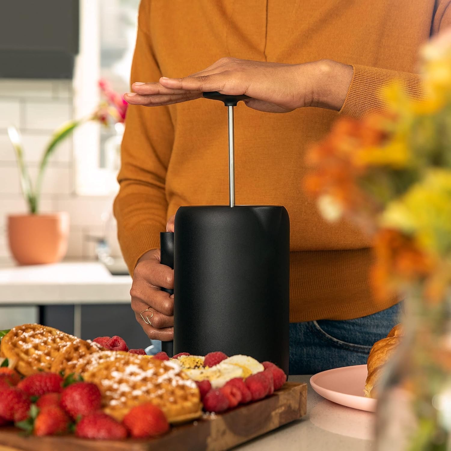 Fellow Clara stainless-steel-body offers durable daily use.