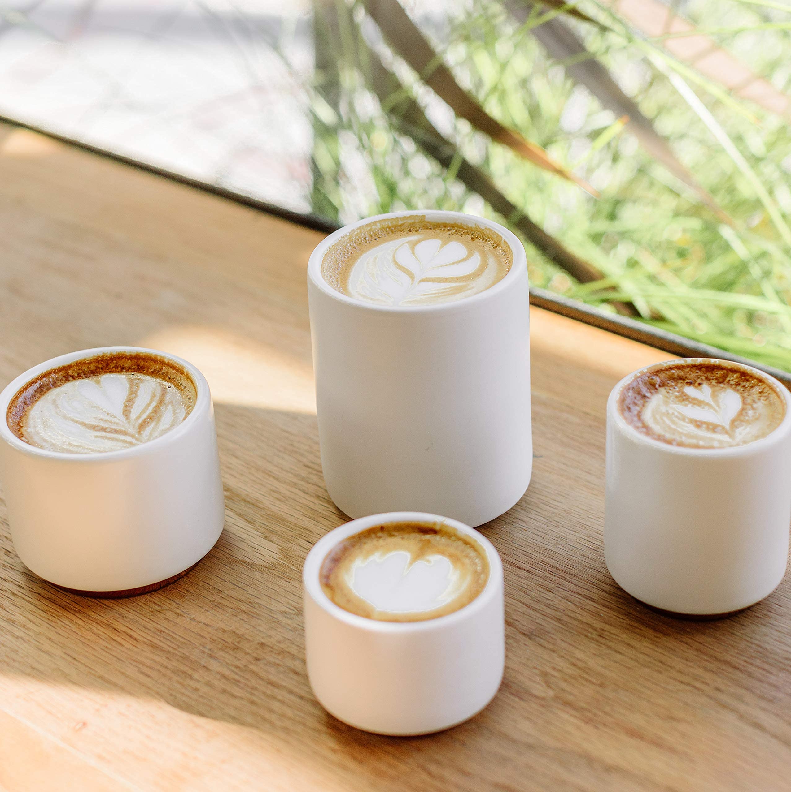 Monty 11-ounce mug ready for espresso and milk drinks.
