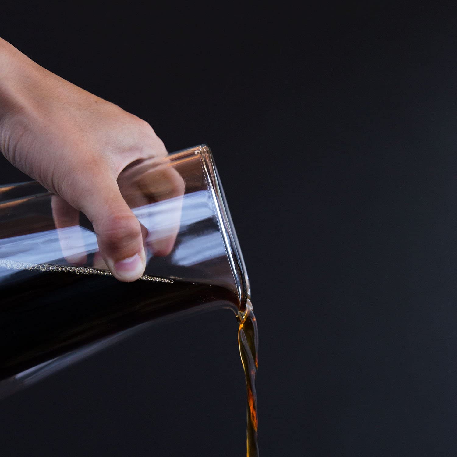 Fellow Stagg heat-retaining glass carafe designed to keep coffee warmer longer