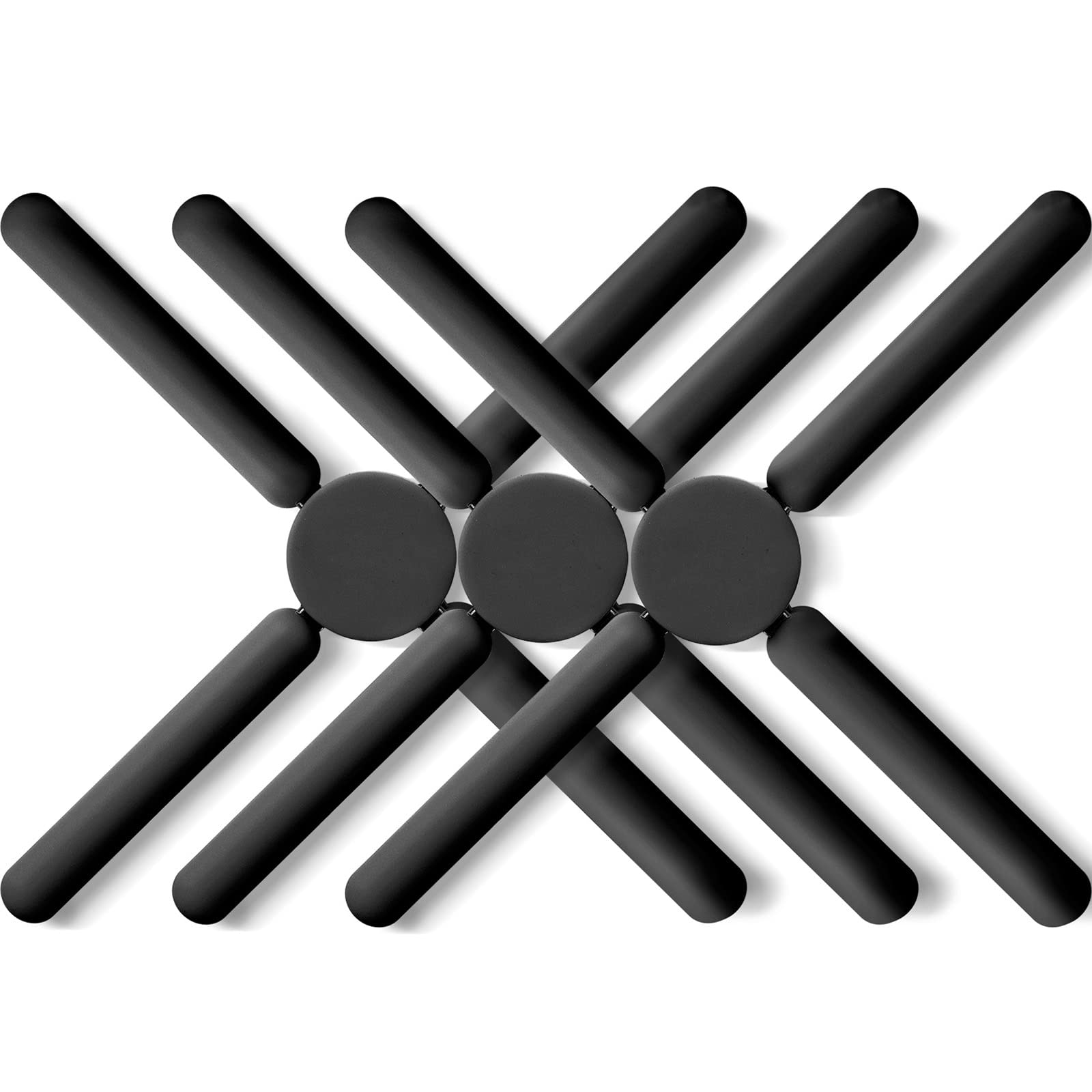 FENGCHEN foldable silicone trivet with compact storage protects surfaces and saves drawer space.