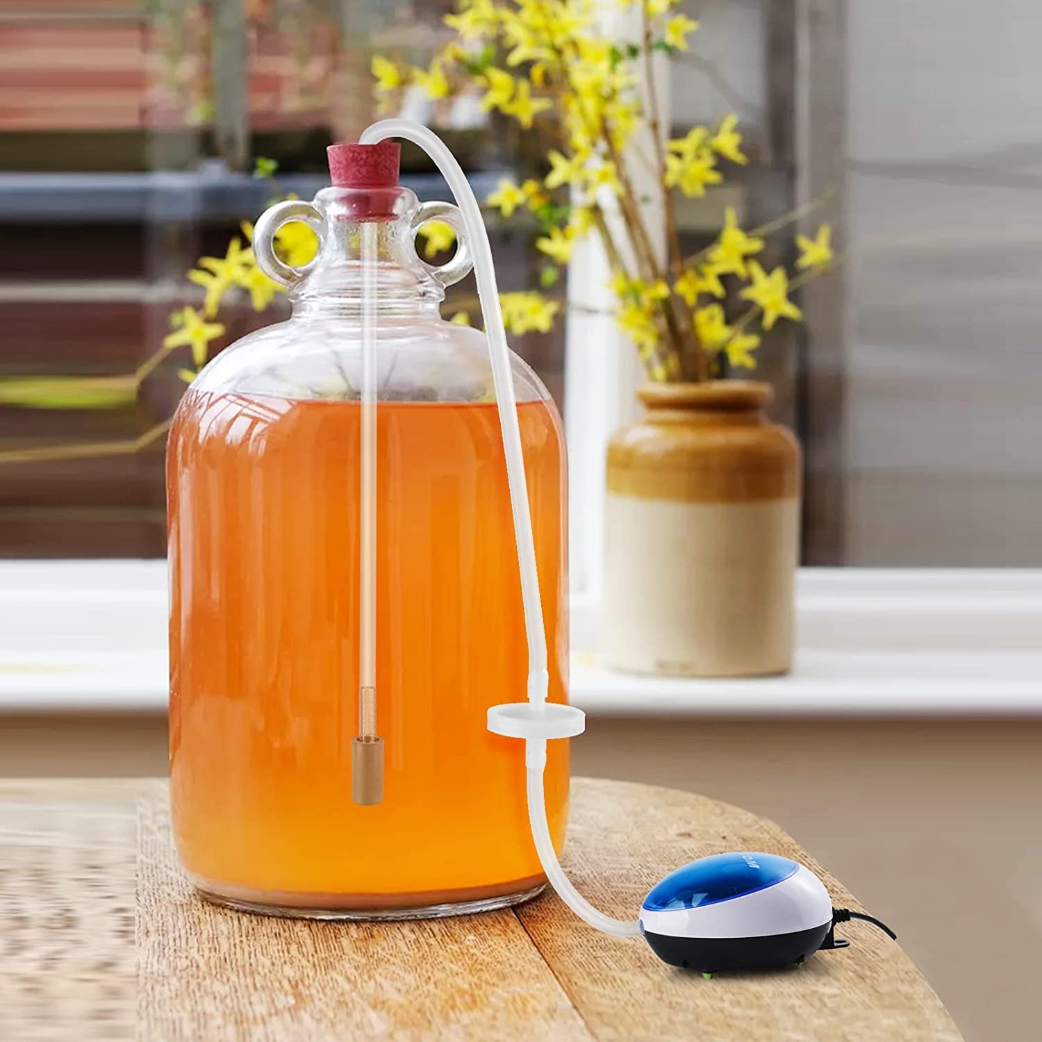 Ferroday draft beer and soda with fine bubbles produced by the stone