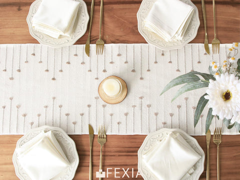 FEXIA table runner displayed on a coffee table for versatile decor