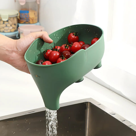 FHTECO elephant-design colander enhances kitchen décor while draining water efficiently.