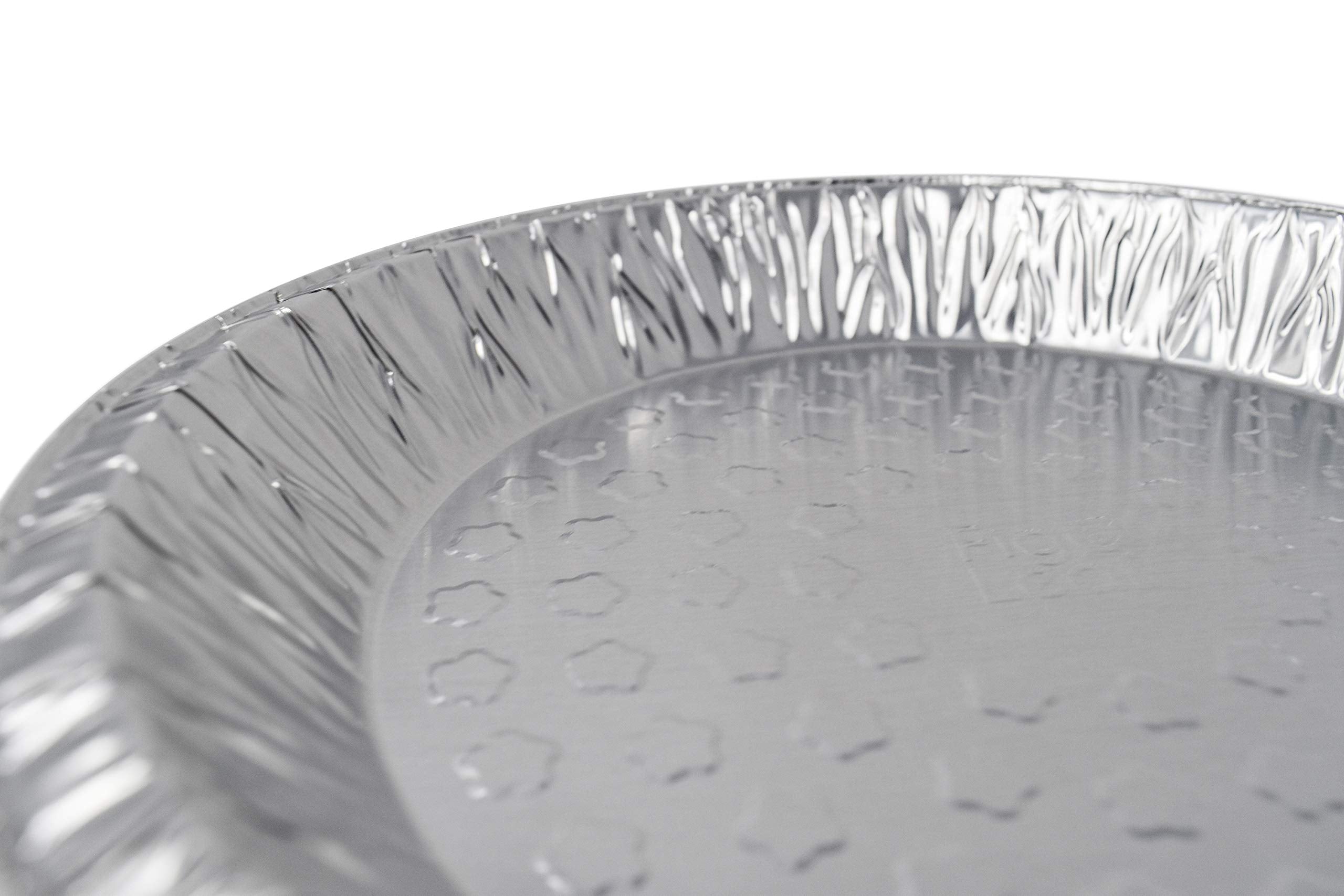 Fig & Leaf disposable pans simplify cleanup after baking.