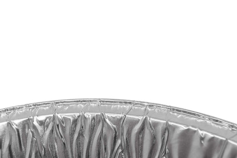 Fig & Leaf flat-bottom design promotes even baking and reheating.