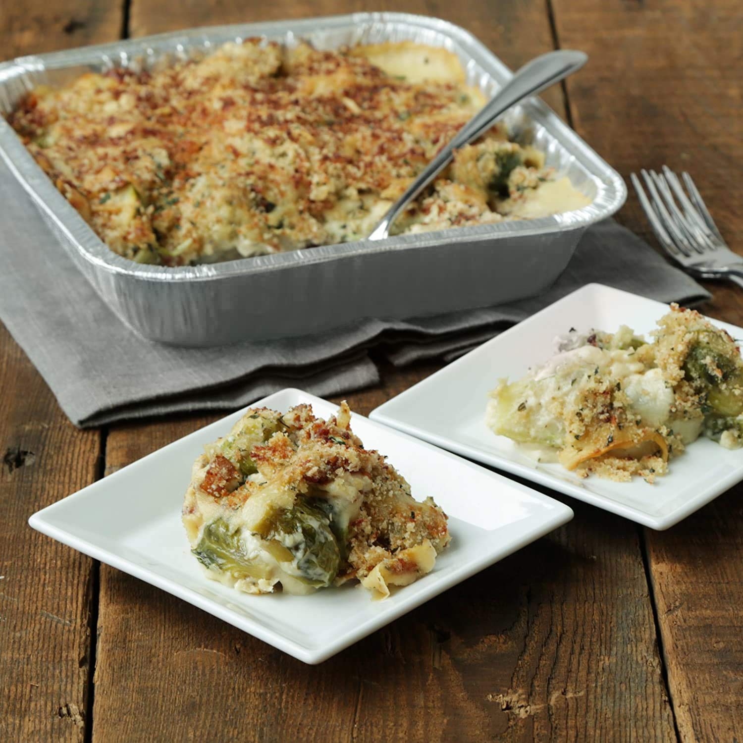 Fig & Leaf freezer-friendly pans help store portions with sealed contents.