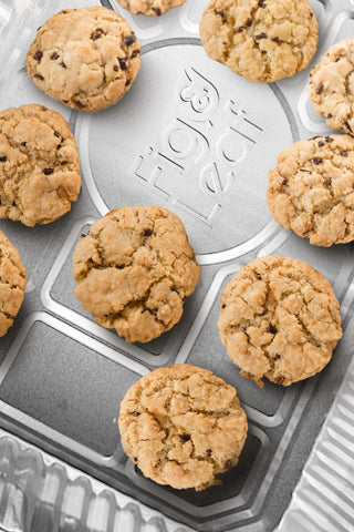 Fig & Leaf stackable pans in a compact tray set