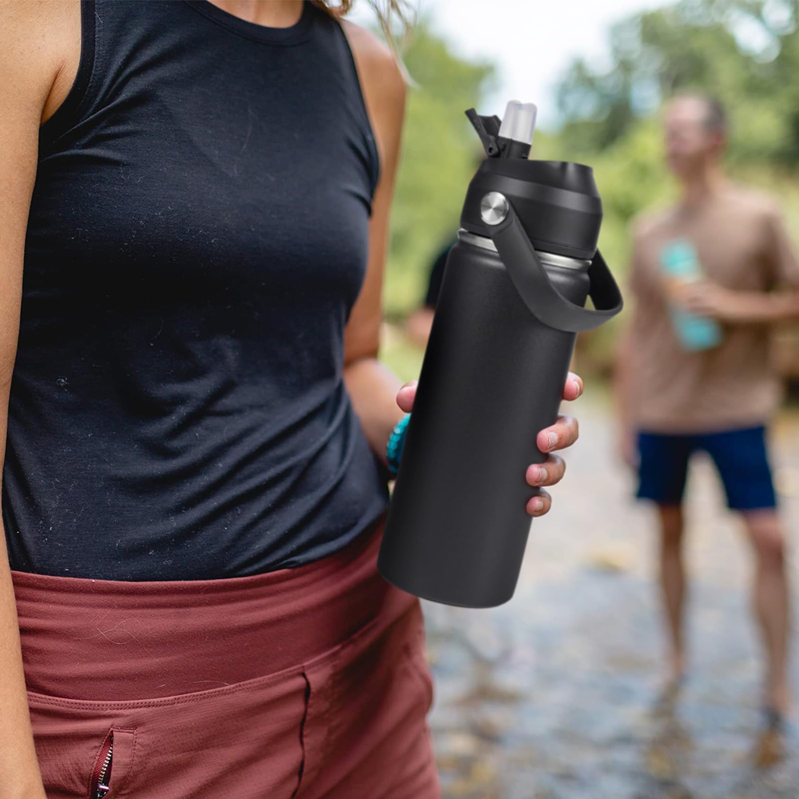 Fijinhom bottle durable powder coating enhances grip and longevity.