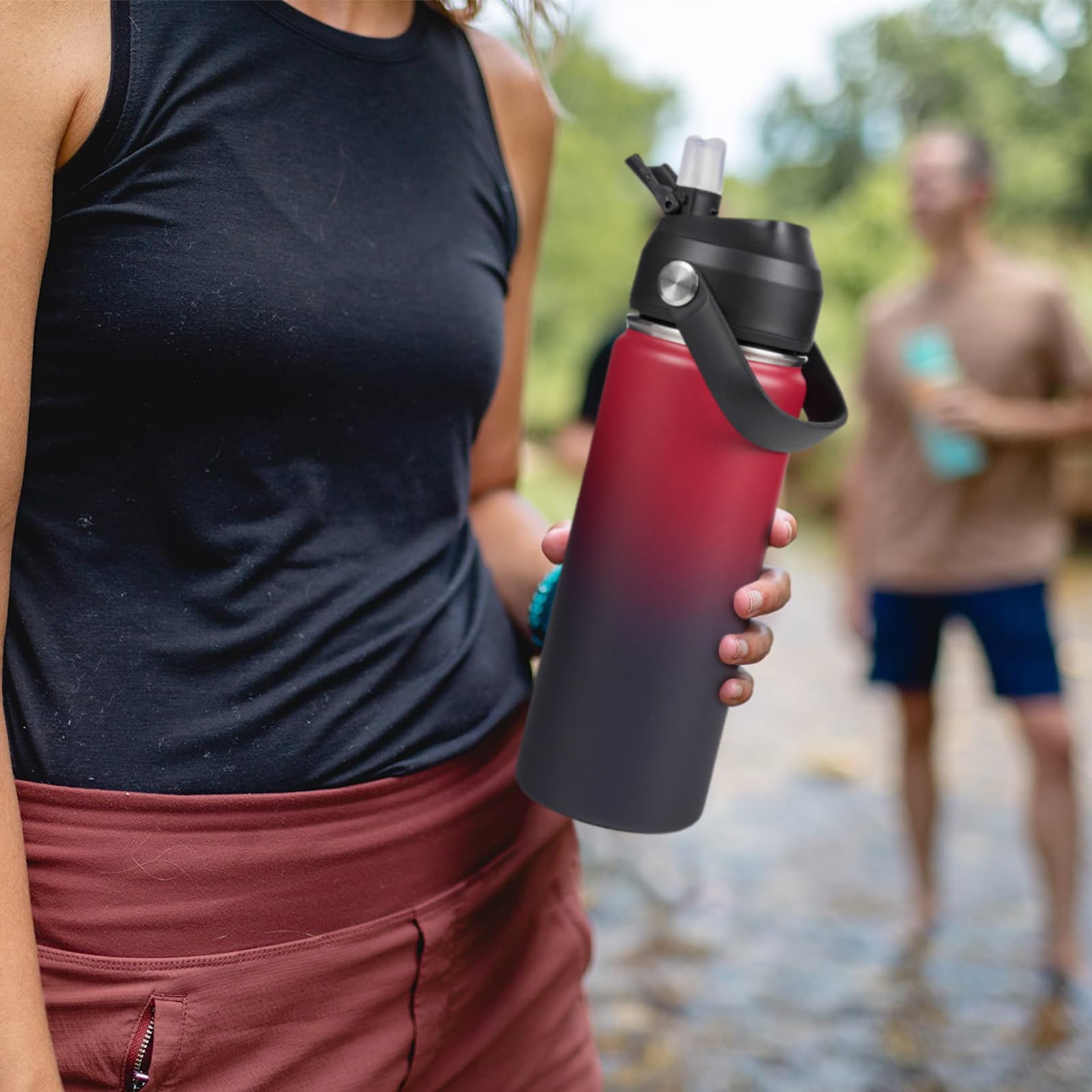 Fijinhom travel-friendly bottle fits bags and backpacks easily