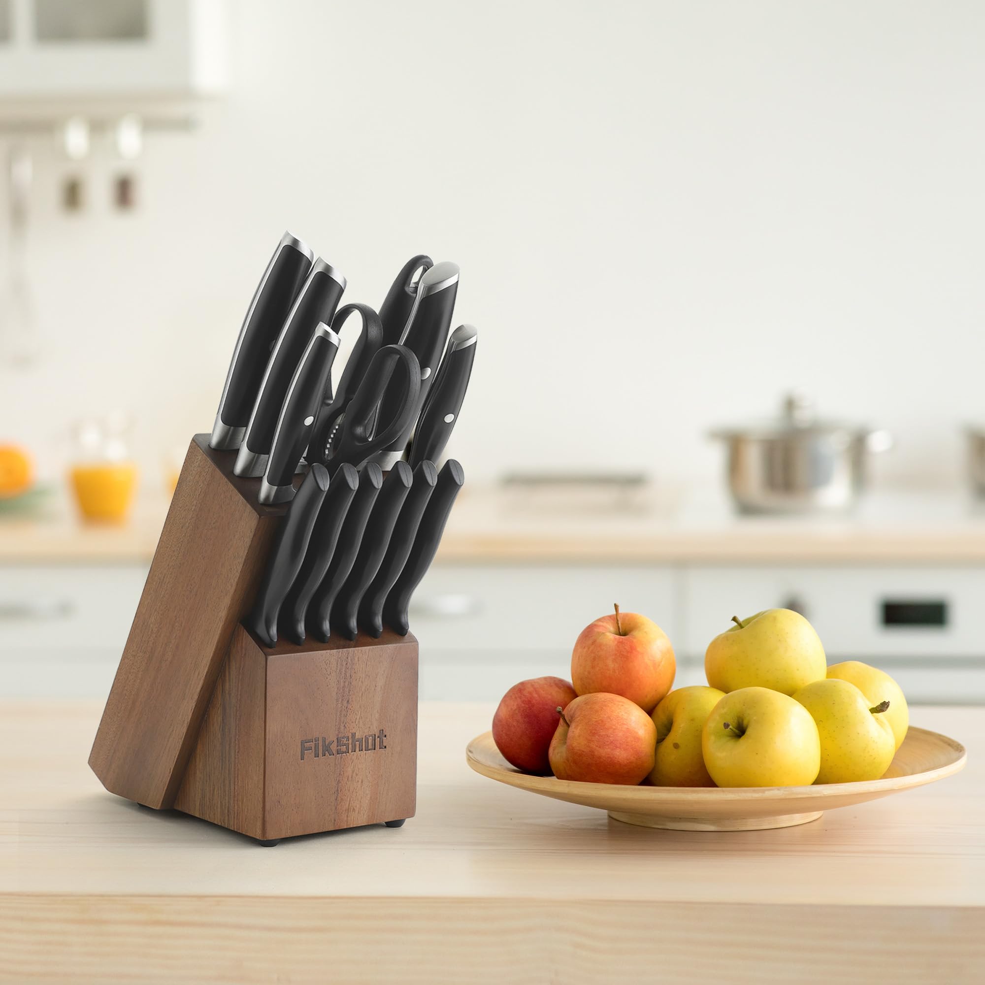 Wooden slot holder keeps blades dry and organized after use.