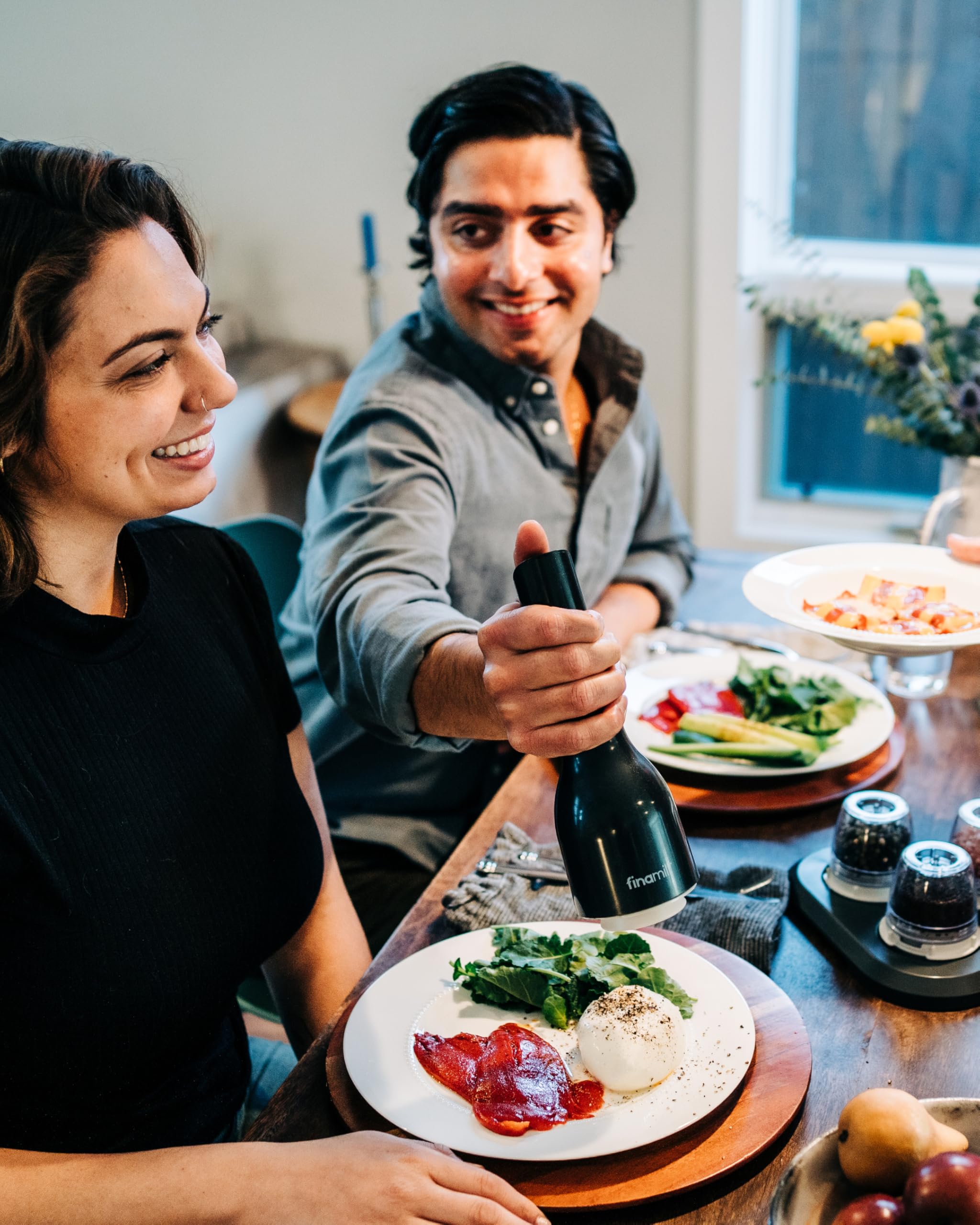 FinaMill in use at table with LED for precise seasoning