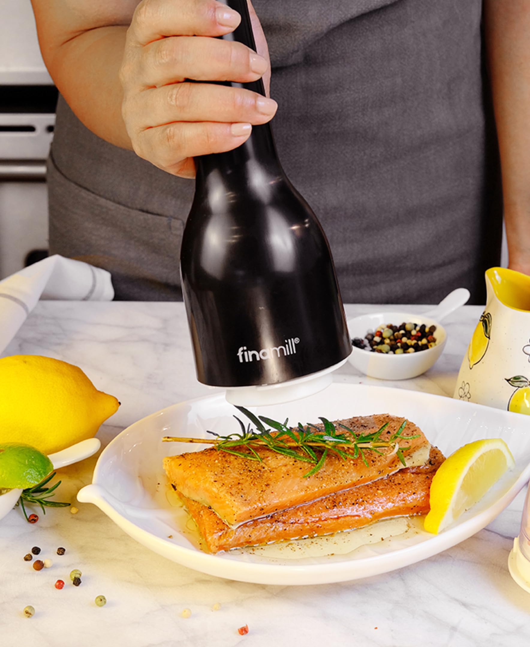 FinaMill Classic battery spice mill interchangeable pods for separate flavors