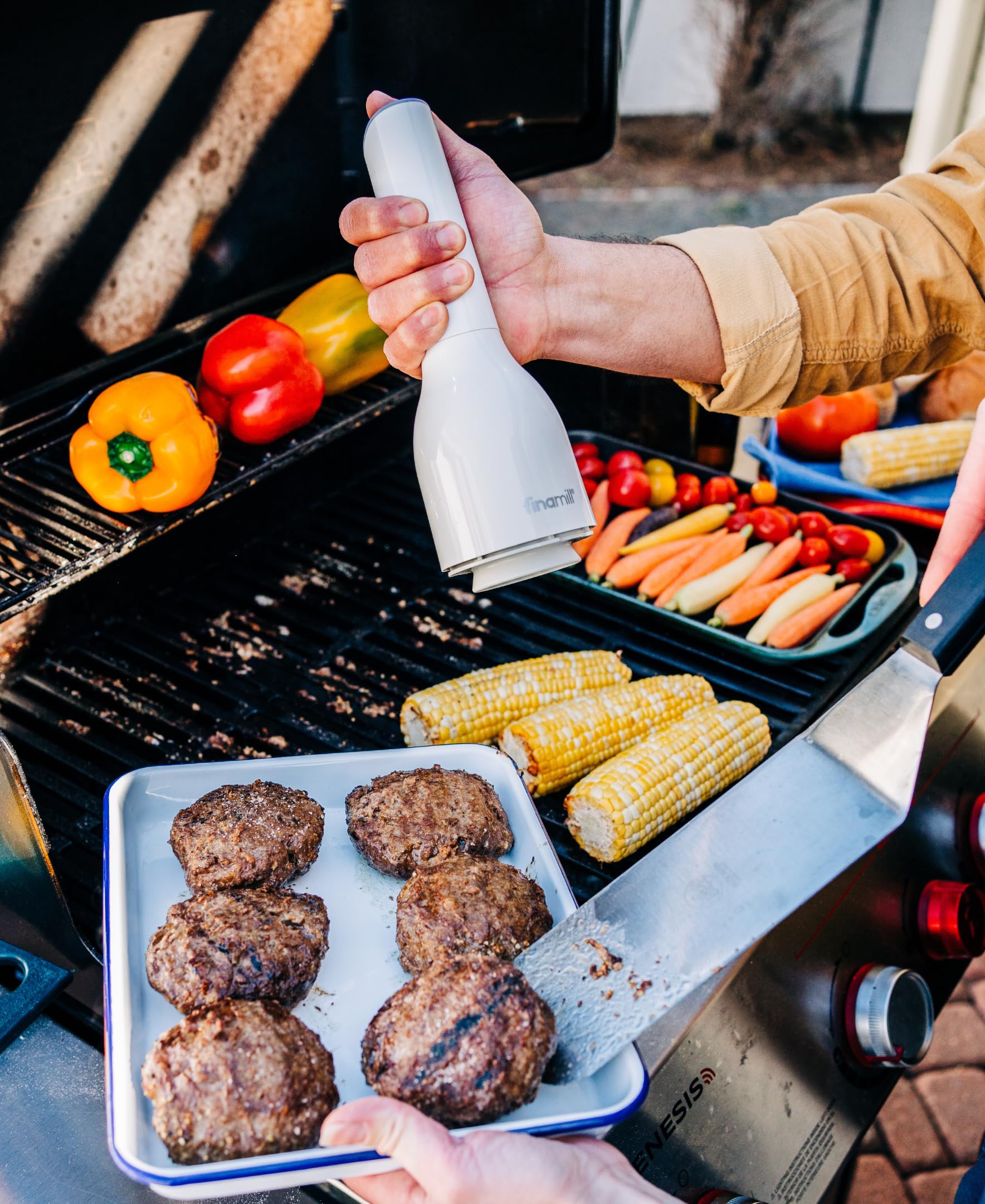 FinaMill interchangeable-pod system close-up highlighting separate pods to preserve spice flavors.