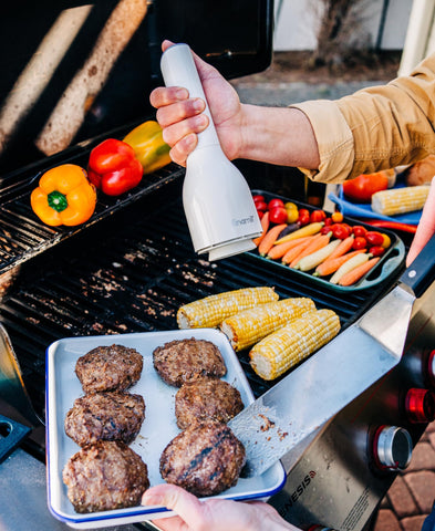 FinaMill interchangeable-pod system close-up highlighting separate pods to preserve spice flavors.