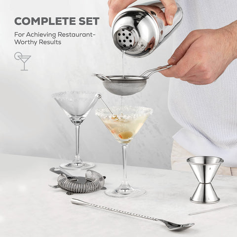 FineDine basic strainer for quick, clean pours