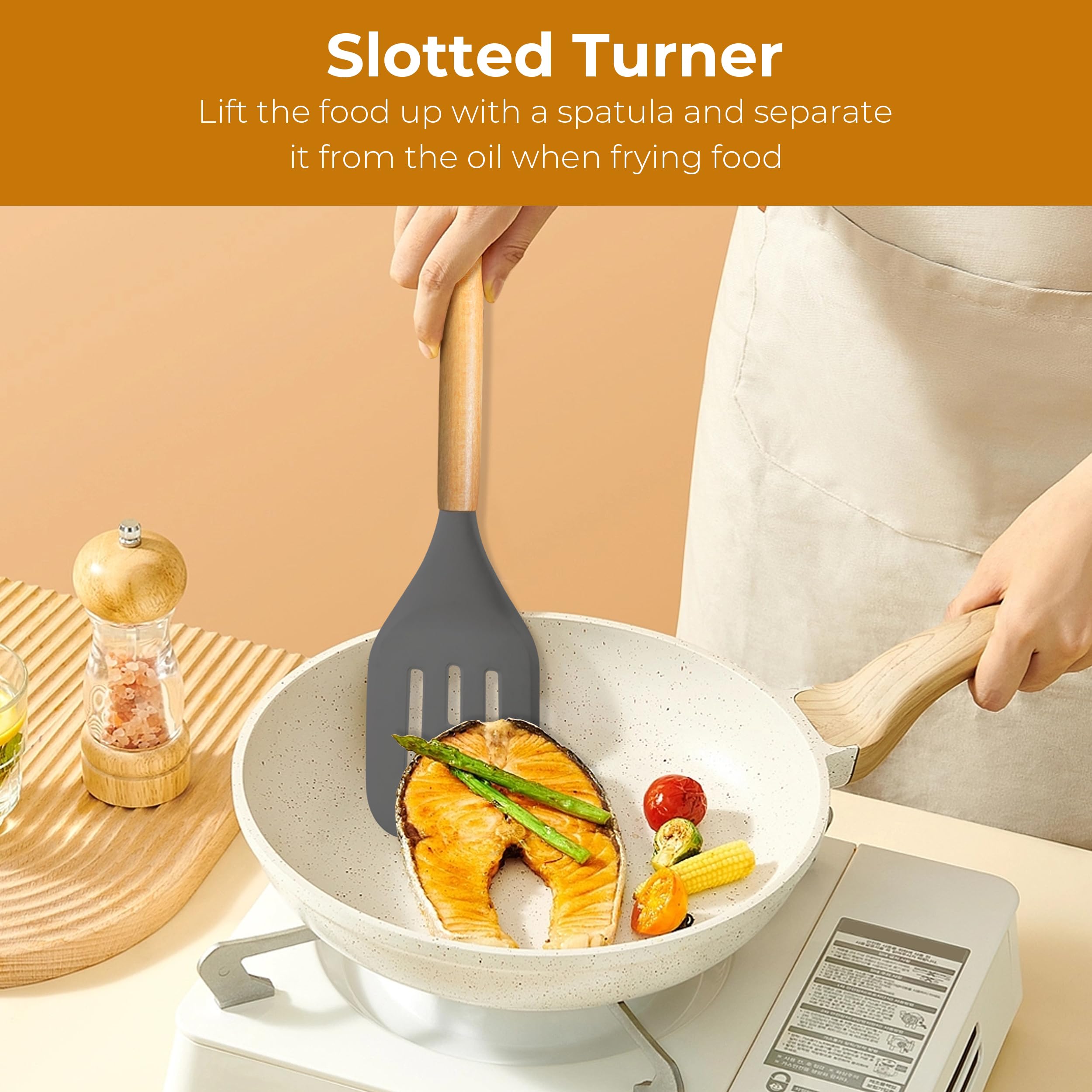 FINENUT beechwood handles provide a comfortable splinter-free grip.