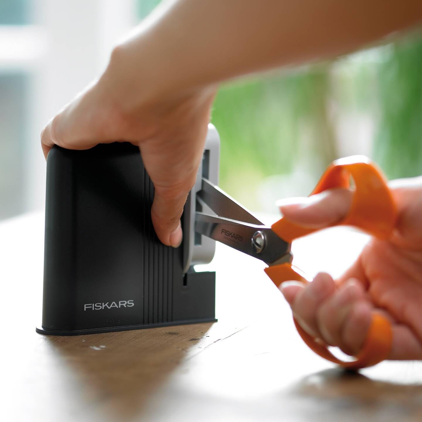 Fiskars Clip-Sharp supports easy re-sharpening for scissors.