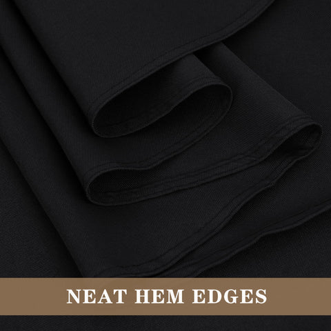 Stitched edges on Fitable tablecloths ensure durable, neat corners.