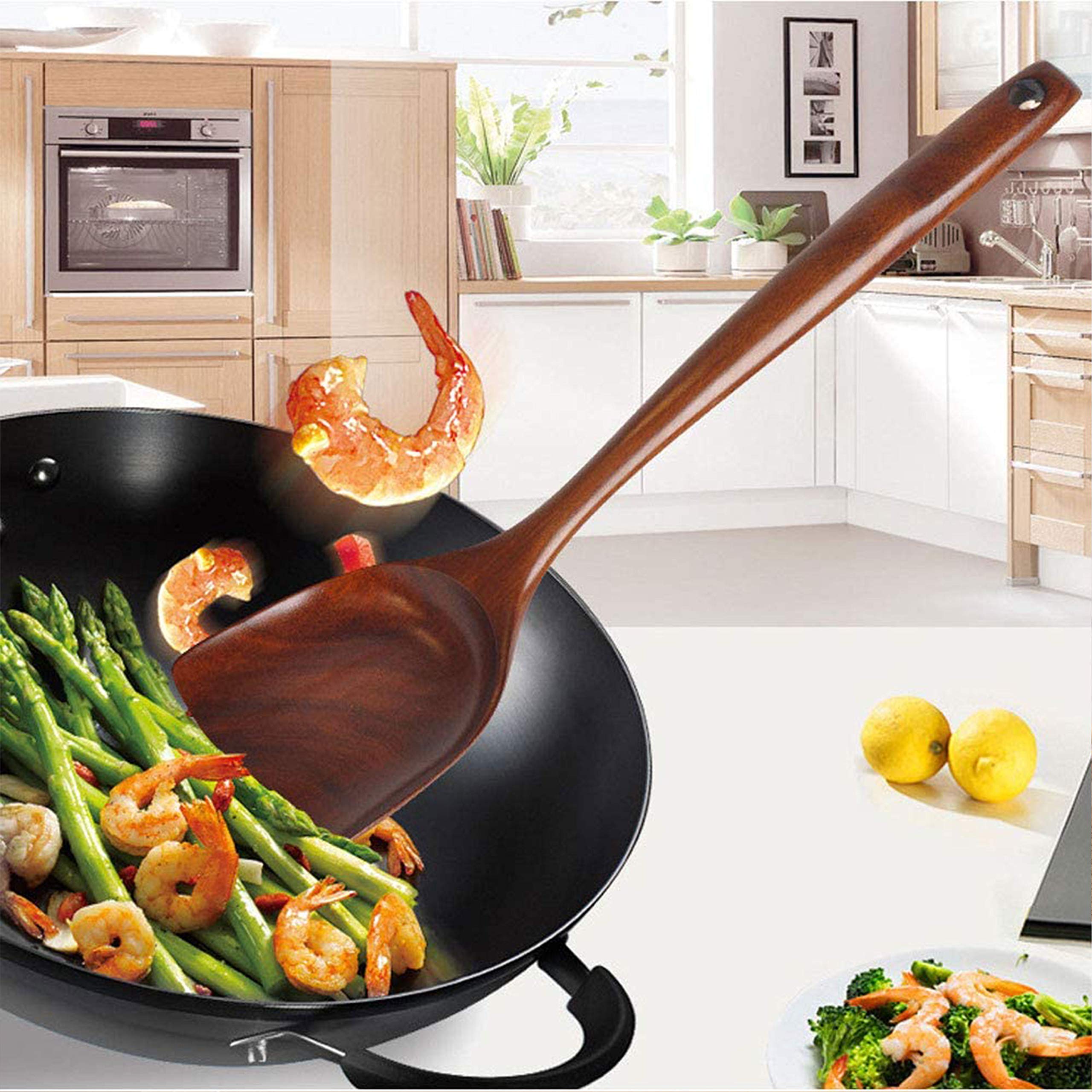 FJNATINH ergonomic long handle aids precise stirring.