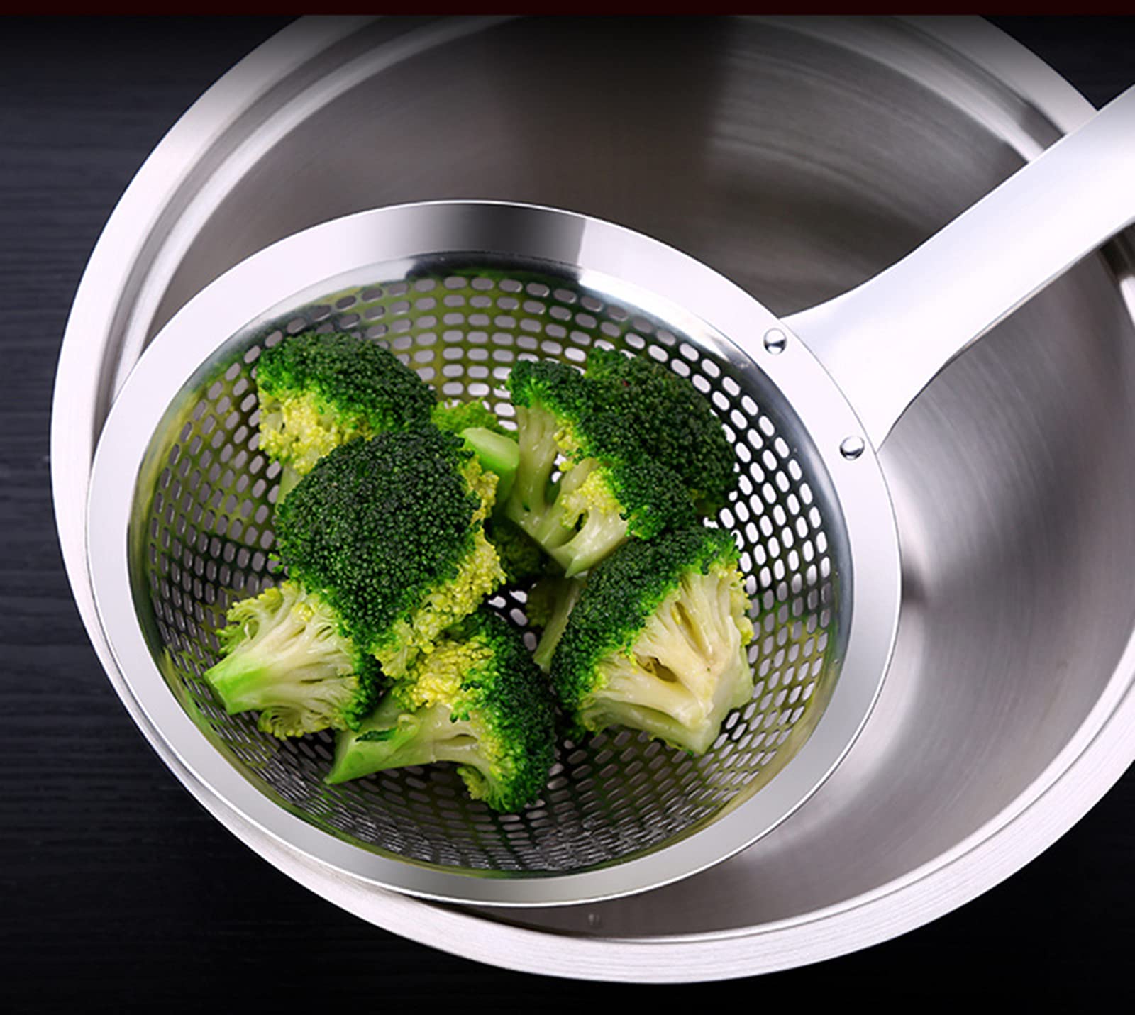 FJNATINH skimmer ladle doubles as colander for straining stocks and broths.